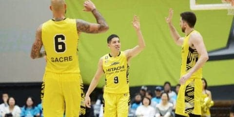 ベンドラメ＆ケリーの強力ホットラインが機能したSR渋谷、混戦を制して京都を撃破