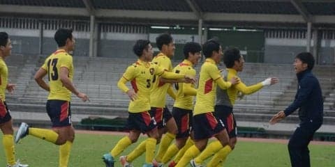 【ソッカー（男子）】４年生がつないだ劇的同点弾！ ドローも笑顔で終戦　第２２節　ｖｓ神奈川大