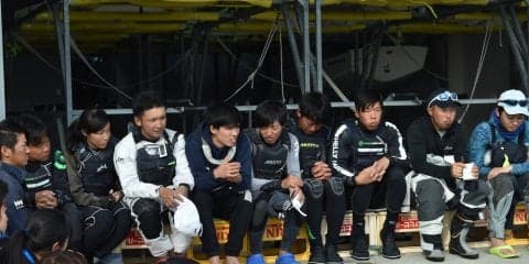 【ヨット部】 新人戦２日目、無風のためノーレースで終える