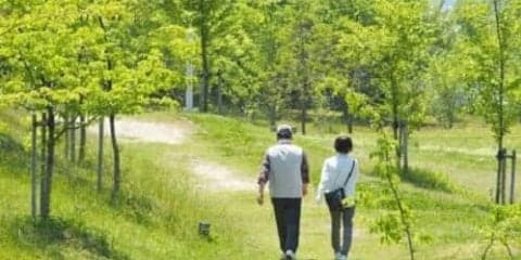 動くのが億劫なのは足のせい？