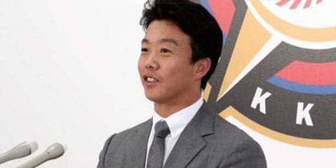 コーチ兼任のハム鶴岡、“甲斐超え”の捕手育成に意欲「匹敵する捕手はいる」