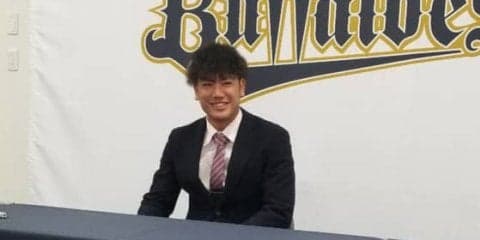 オリ大城が1000万円増の3800万　つなぎ役でレギュラー奪取「本塁打は0本でいい」