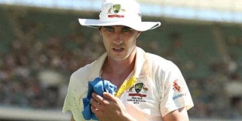 豪クリケット選手の超絶精密ダイビングスローが凄い　MLB公式「最高の守備固め」