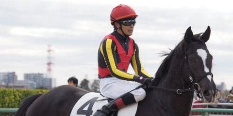 【中山6R/新馬】三浦「今日は能力だけで勝ってくれました」シーオブザムーンがデビュー勝ち