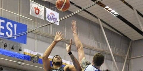 新戦力のケネディ・ミークスと岡田侑大が揃って活躍、シーホース三河が福岡に快勝