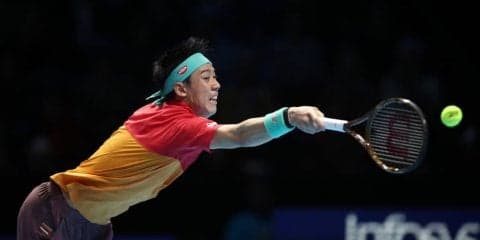 錦織の\"型破りなショット\"。ティーム戦粘りのプレーに拍手喝采[Nitto ATPファイナルズ]