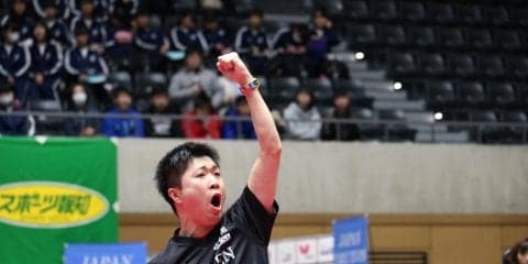 【卓球】ジンタク、トリックショットを決めるも「床のボールの数が失敗数を物語る」