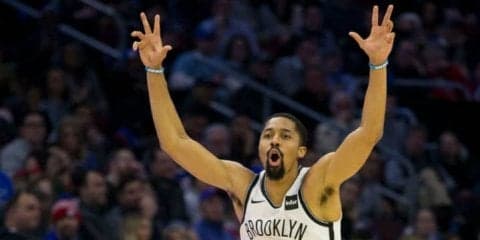 シクサーズ戦で39得点のディンウィディー「自分がステフ・カリーのように感じた」