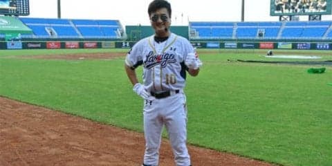 台湾ラミゴの名物応援団長はなぜ「ユニホーム＆サングラス＆ブーツ」なのか…