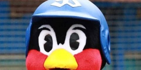 「だいすきなあらいちゃんへ」つば九郎が今季で引退の広島新井へ惜別メッセージ