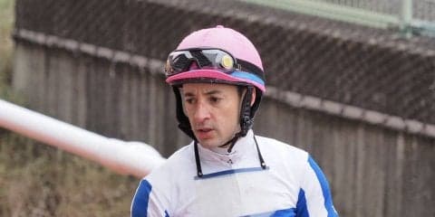 【阪神7R】ルメール 「自信はありました」ナンヨーイザヨイが差し切る