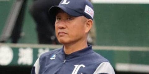 辻監督から親子で“西武魂ノック”を受けられて2019円!?　西武が“珍福袋”を販売