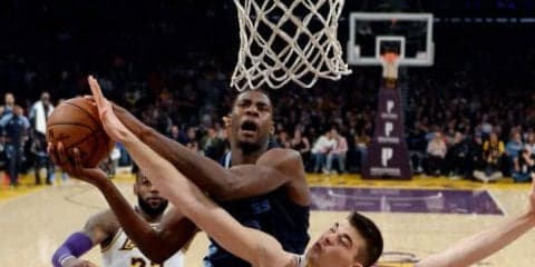 グリズリーズがレイカーズを下して連敗脱出、渡邊雄太はベンチ入りも出番なし