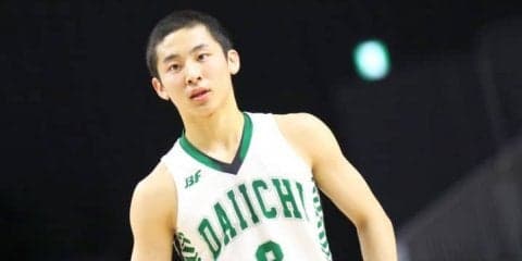 優勝を決めた直後に連覇へと思いを馳せる河村勇輝「正月も帰省せずにバスケです」