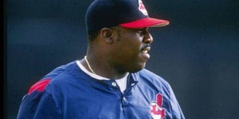 【MLB】外野フライから痛烈ライナーまで…名手たちの“素手キャッチ集”が凄すぎる