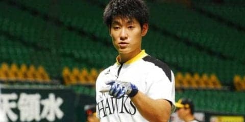今季も“強肩自慢”が球場を沸かす　昨季、唯一2桁補殺を記録した鷹上林