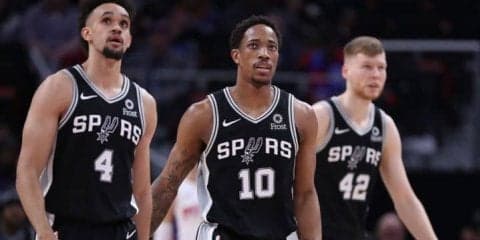 デマー・デローザン獲得を機にプレースタイルを変更、噛み合い始めた新生スパーズ