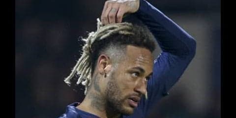 ネイマールの食事、収入、車、家、親友…。その型破りな私生活