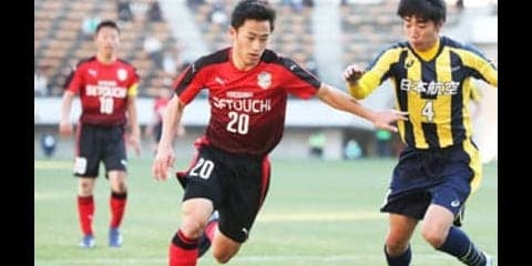 対照的な流経大柏と瀬戸内。高校サッカー決勝の舞台に進むのは？