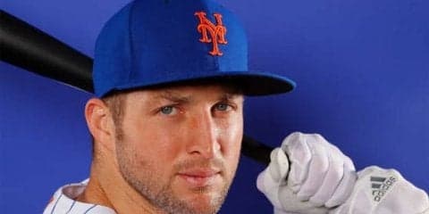 【MLB】野球転向の元NFLスターが2017年ミスユニバと婚約発表　「君は生涯の恋人」