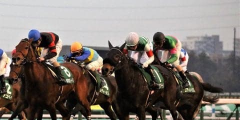 【フェアリーS】フィリアプーラがロスなく立ち回り差し切る