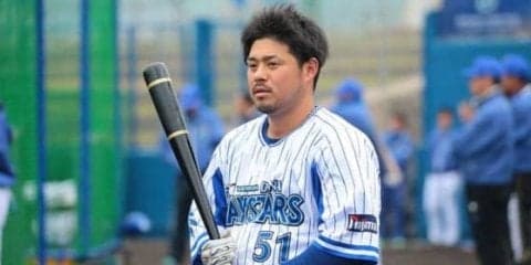 DeNA宮崎、オリ宮崎との自主トレ報告　2ショット写真に「どっちがどっち？」