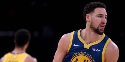 ゾーンに入ったトンプソン、NBAタイ記録の10本連続3ポイントシュート成功