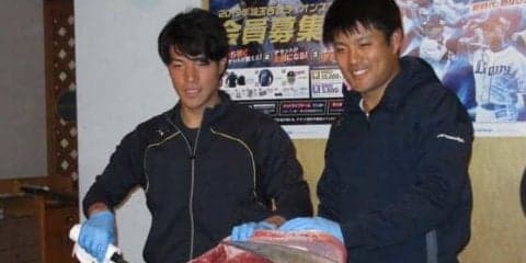 西武ドラ1松本航がワサビたっぷり“先輩いじり”　山野辺は我慢「美味しかったです」