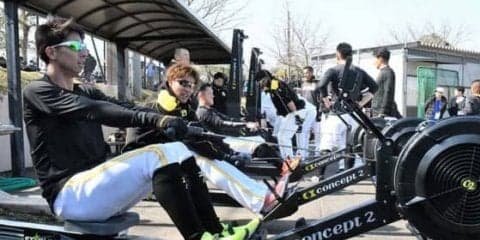 鷹キャンプに響く悲鳴…新トレーニング機が登場　柳田「全部きつい」