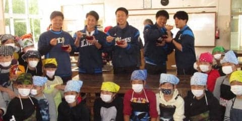 西武新人が日南観光　ドラ3山野辺は児童から人気も…「先生、だめだね」に苦笑