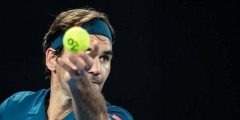 フェデラー 超一流の集中力。一斉シャッター音にも「構わないよ」