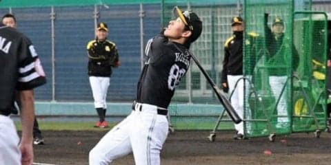 鷹・本多コーチ「一番難しい」捕手フライ特訓中　松田は「メインイベントやぞ」