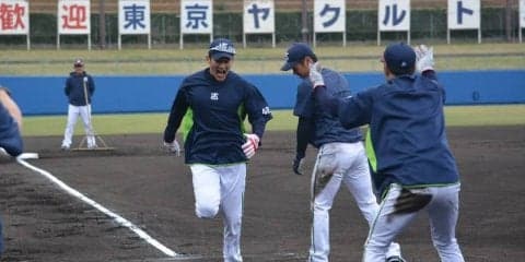 「恐怖！落合トレ」、「コロンビア・ノック」、「地鶏トレ」etc. プロ野球キャンプ　珍トレ集