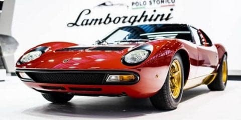 ランボルギーニの名車『ミウラ』、13か月のフルレストアが完成…トッドFIA会長に引き渡し