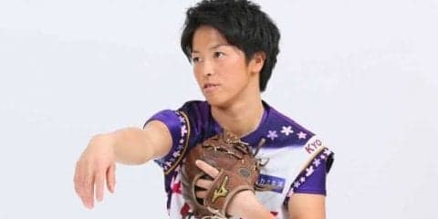 【女子プロ野球】厚ヶ瀬美姫がサイン＆ウインクの「イケメン」動画が話題　「きゃああああ」