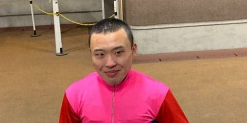 【東京7R】山田敬士が騎乗停止明け初勝利！ペイシャボムが抜け出す