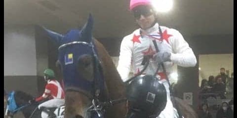 日曜東京３Ｒ新馬は伏兵ミッキーセオリーがＶ