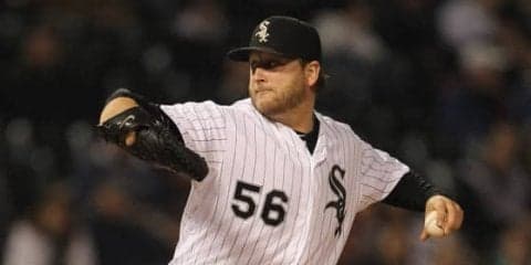 投手は9番目の野手　MLB公式の“超美技”動画が凄い「どうやってやったの？」