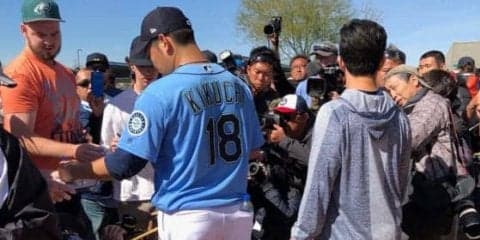 【MLB】菊池雄星、充実のメジャーキャンプ初日　「本当に楽しい時間を過ごせました」