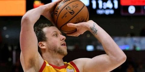 ジョー・イングルズが息子の自閉症を公表「家族には終わりのないサポートが必要」