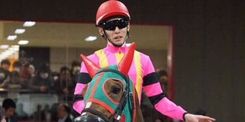 【東京/新馬戦】津村「期待していた通り」アイリスフィールがデビュー勝ち