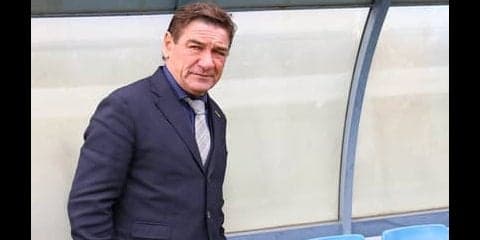 躍進の札幌、ペトロヴィッチ監督の指導法。褒めるミスと叱るミスがある