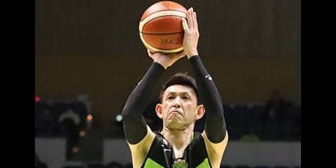 折茂武彦が日本バスケ界に提言「目先の結果だけでなく若手育成も重要」