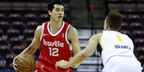 渡邊雄太が勝利を手繰り寄せる3ポイントシュート、ハッスルの延長戦勝利に貢献