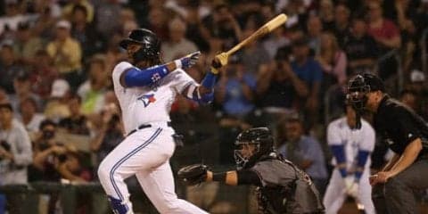 米NO1有望株が“ド派手ヘッスラ”！　MLB公式「ボウリングでピンを数本倒すような」