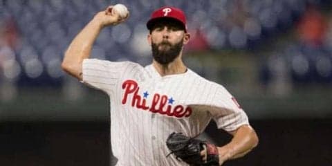 【MLB】ハーパー加入をCY賞右腕が熱烈歓迎　家を“海パン”姿で掃除する動画が話題