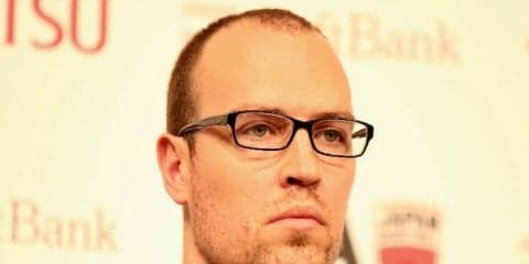 日本代表の大黒柱ニック・ファジーカス、次は母校ネバダ大の英雄として式典へ出発