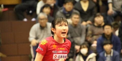 【卓球・トップ12】早田ひな、14歳木原に勝利し準決勝へ
