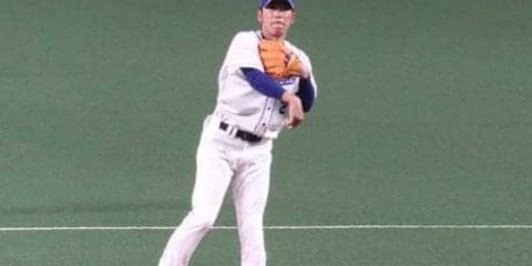 中日荒木氏、最終打席は三ゴロ　ロッテとのオープン戦で引退試合、2番で先発