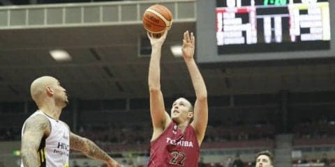 リバウンドに課題も、ファジーカスの勝負強さに支えられた川崎がSR渋谷を退ける